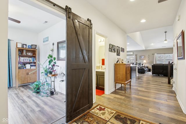 6179 N Cedarwood Drive, Mccordsville, IN 46055