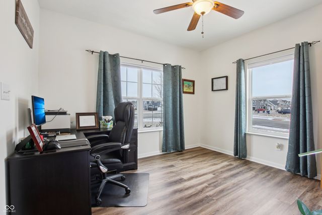 6179 N Cedarwood Drive, Mccordsville, IN 46055