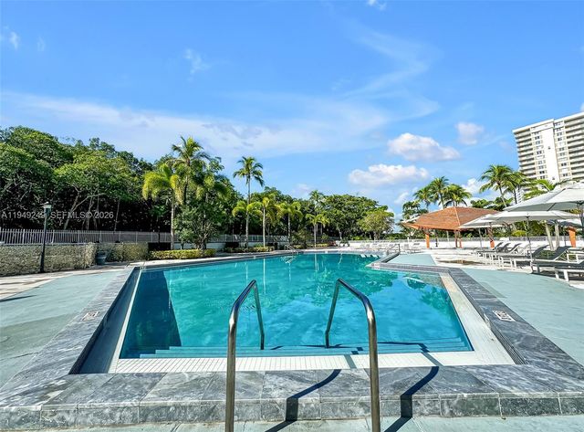 100 Bayview Drive 408, Sunny Isles Beach, FL 33160