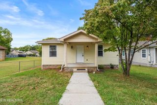 3825 Ivy Ave, Knoxville, TN 37914