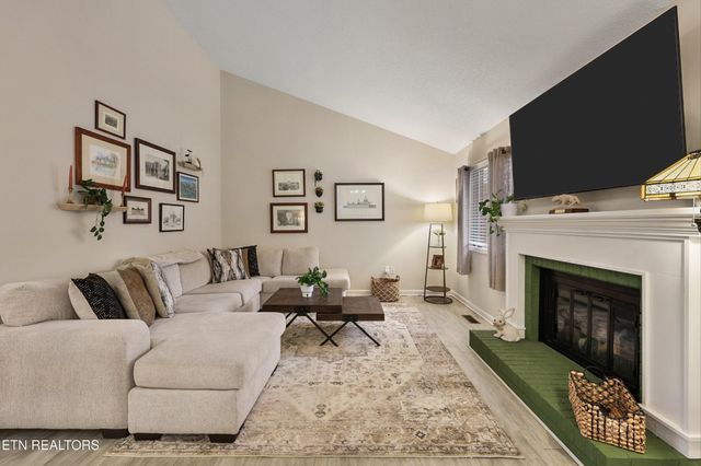 1003 Hardwick Drive, Maryville, TN 37803