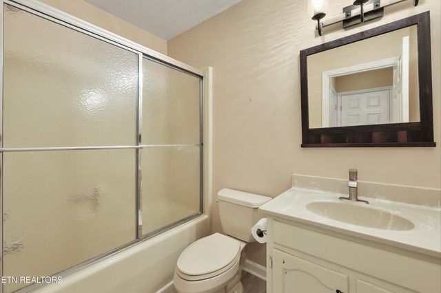 1003 Hardwick Drive, Maryville, TN 37803