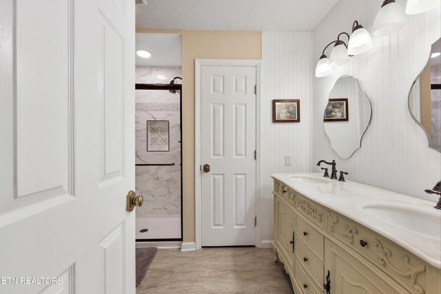 1003 Hardwick Drive, Maryville, TN 37803