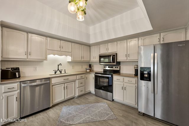 1003 Hardwick Drive, Maryville, TN 37803