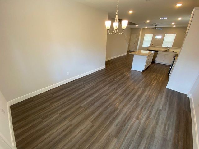 8214 Parker Drive A, Houston, TX 77078