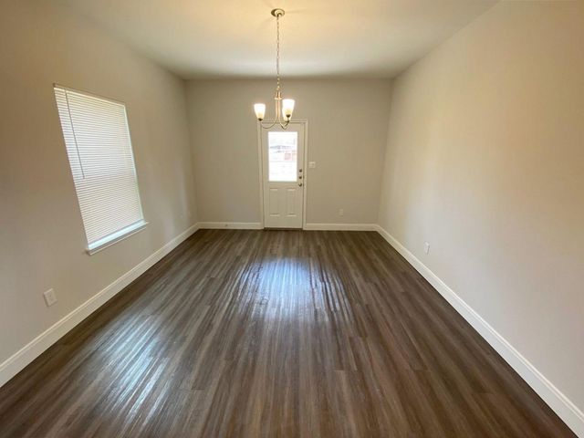 8214 Parker Drive A, Houston, TX 77078