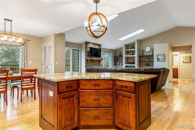 877 Red Fox Drive, Innsbrook, MO 63383