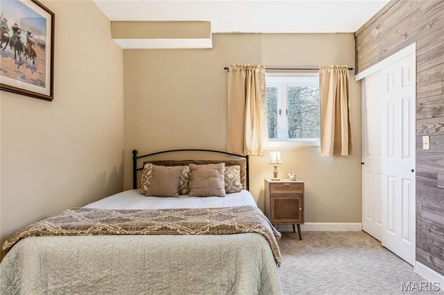 877 Red Fox Drive, Innsbrook, MO 63383