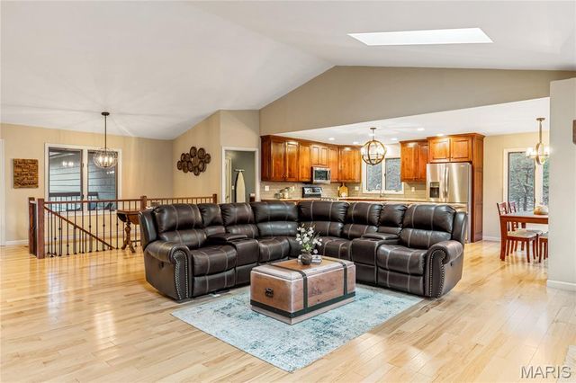 877 Red Fox Drive, Innsbrook, MO 63383