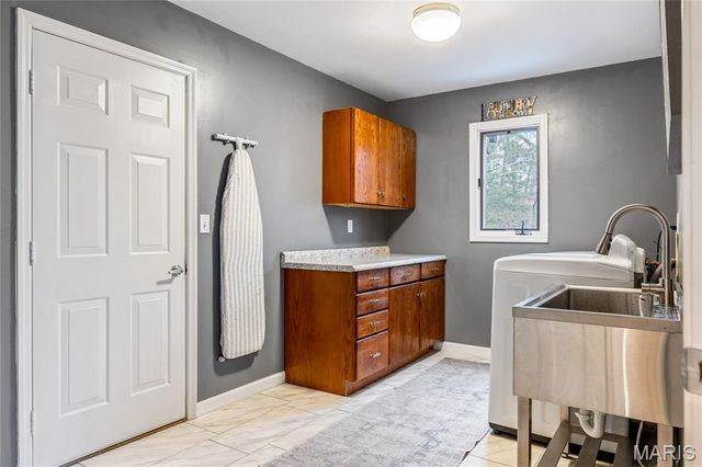 877 Red Fox Drive, Innsbrook, MO 63383