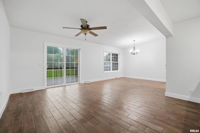 104 TONTI Court, Marquette Heights, IL 61554