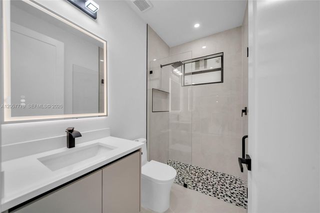 824 SW 15th St, Other City - In The State Of Florida, FL 33991