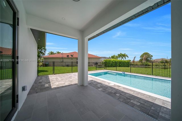 824 SW 15th St, Other City - In The State Of Florida, FL 33991