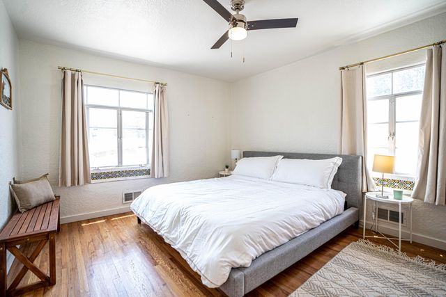 219 Amherst Drive SE, Albuquerque, NM 87106