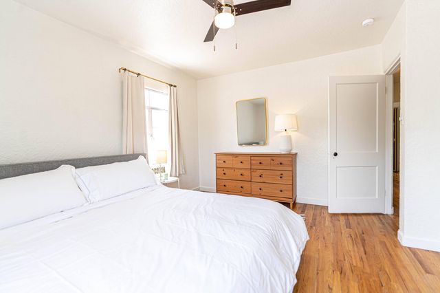 219 Amherst Drive SE, Albuquerque, NM 87106