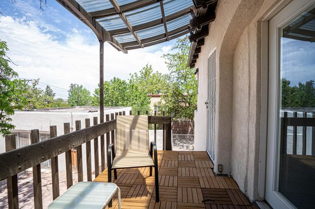 219 Amherst Drive SE, Albuquerque, NM 87106