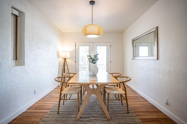 219 Amherst Drive SE, Albuquerque, NM 87106