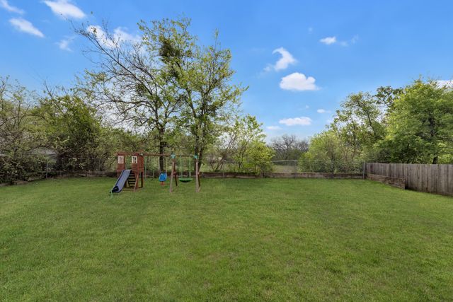 400 Veatch Street, Joshua, TX 76058