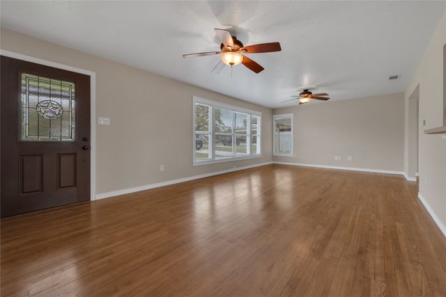 400 Veatch Street, Joshua, TX 76058