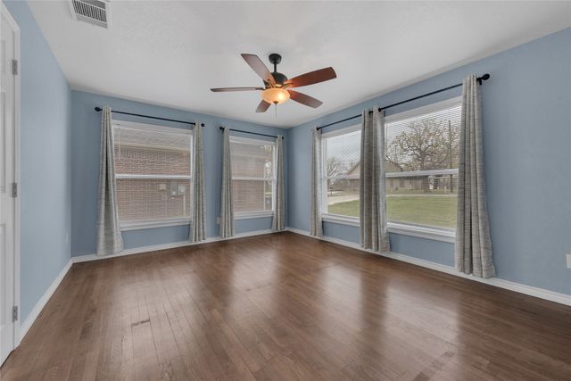 400 Veatch Street, Joshua, TX 76058