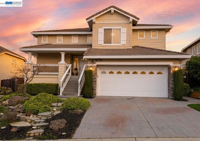 5810 Gold Creek Dr, Castro Valley, CA 94552