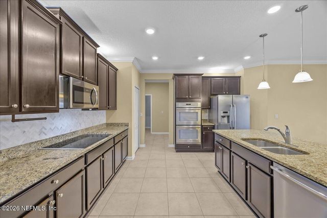 15895 TISONS BLUFF Road, Jacksonville, FL 32218