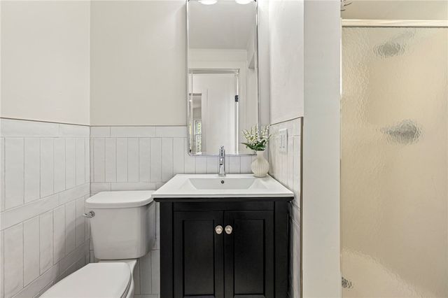 319 W Holly Street, Fayetteville, AR 72703