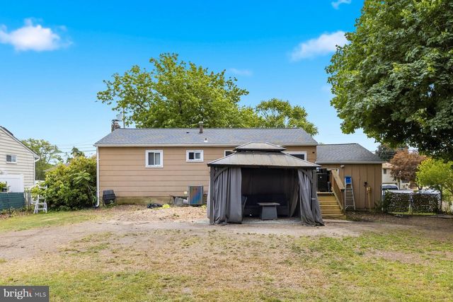 113 HOWARD DR, Williamstown, NJ 08094