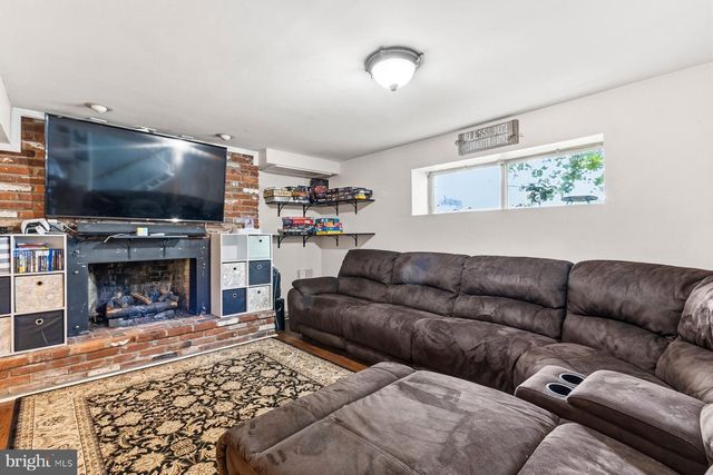 113 HOWARD DR, Williamstown, NJ 08094