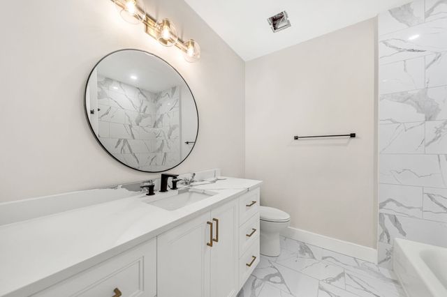 441 Washington St 304, Dedham, MA 02026