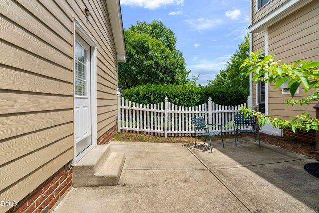 500 Franklin Manor Lane, Cary, NC 27519