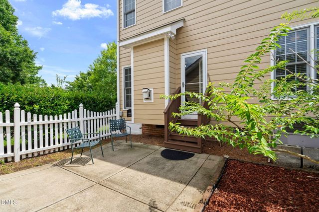 500 Franklin Manor Lane, Cary, NC 27519