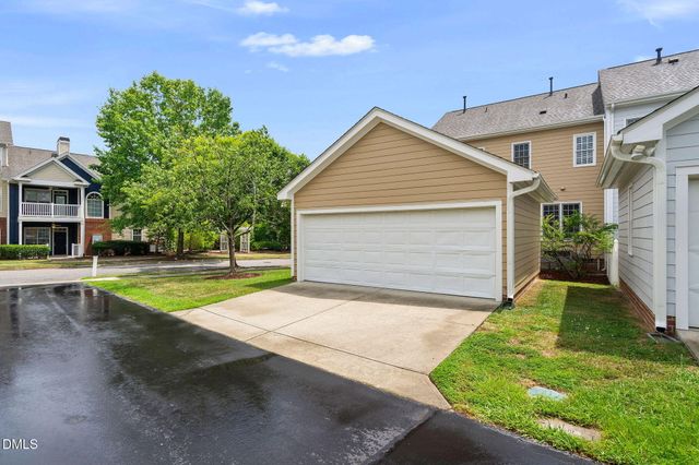 500 Franklin Manor Lane, Cary, NC 27519