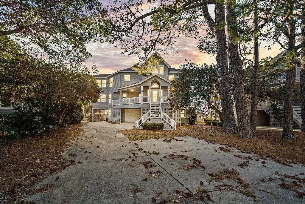 Image 1 of property listing at 1046 Miller Court Lot 531, Corolla, NC 27927