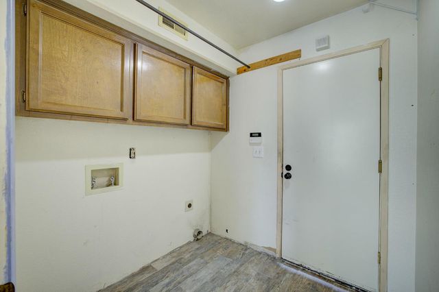 1253 Crescendo Dr, Roseville, CA 95678