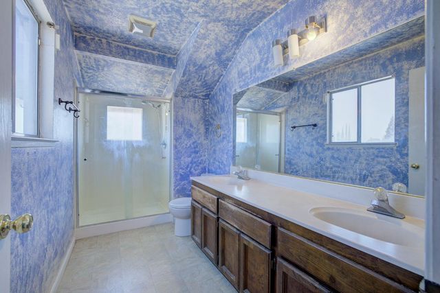 1253 Crescendo Dr, Roseville, CA 95678