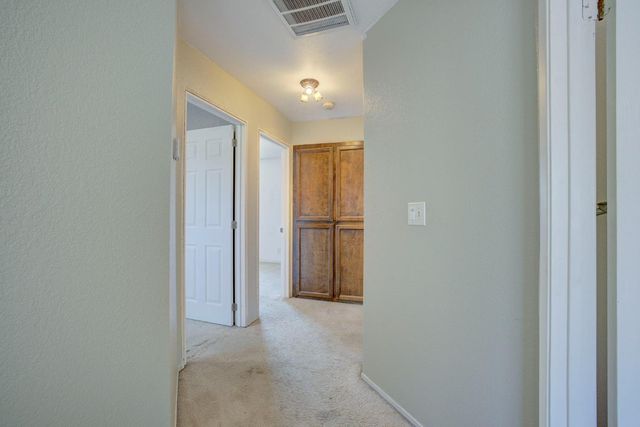 1253 Crescendo Dr, Roseville, CA 95678