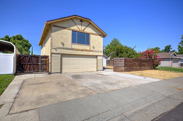 1253 Crescendo Dr, Roseville, CA 95678