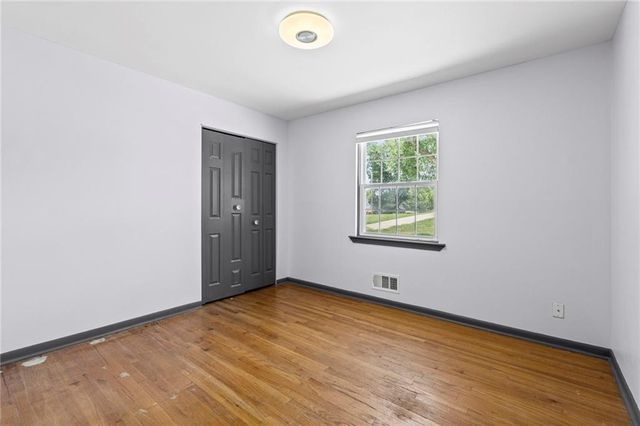 12720 W 55th Terrace, Shawnee, KS 66216