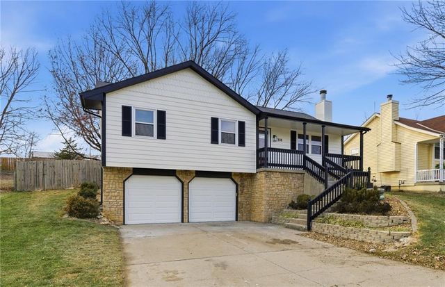 310 N Darrowby Drive, Raymore, MO 64083