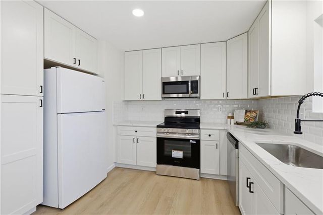 310 N Darrowby Drive, Raymore, MO 64083