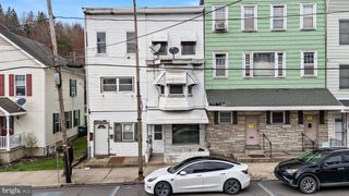 329 W CENTRE ST, Mahanoy City, PA 17948