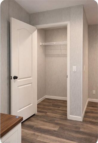 566 AVENIDA DEL SUR AVE, Montura Ranches, FL 33440