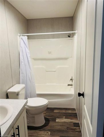 566 AVENIDA DEL SUR AVE, Montura Ranches, FL 33440