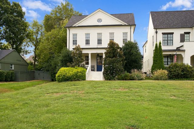 1915A Overhill Dr, Nashville, TN 37215