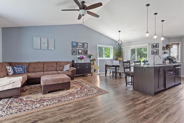 3169 Leyland Trail, Woodbury, MN 55125