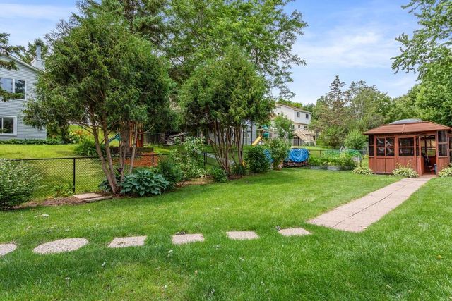 3169 Leyland Trail, Woodbury, MN 55125