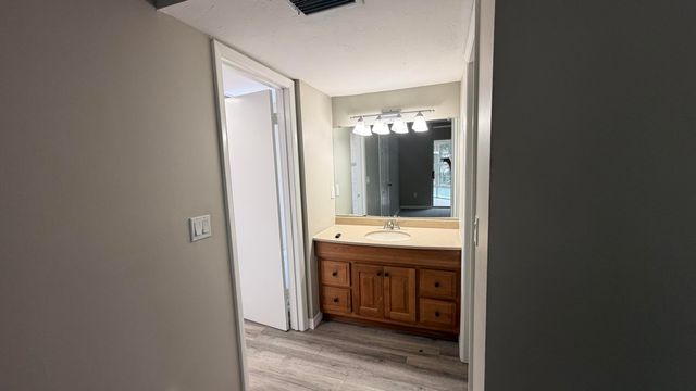 3302 SE Aster Lane B265, Stuart, FL 34994