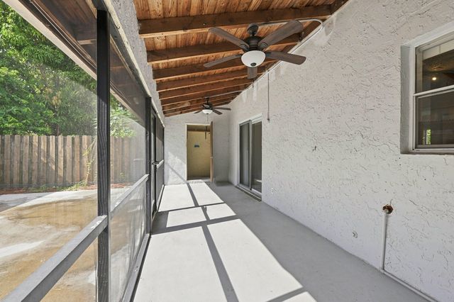 4408 NW 4TH Avenue, Deerfield Beach, FL 33064