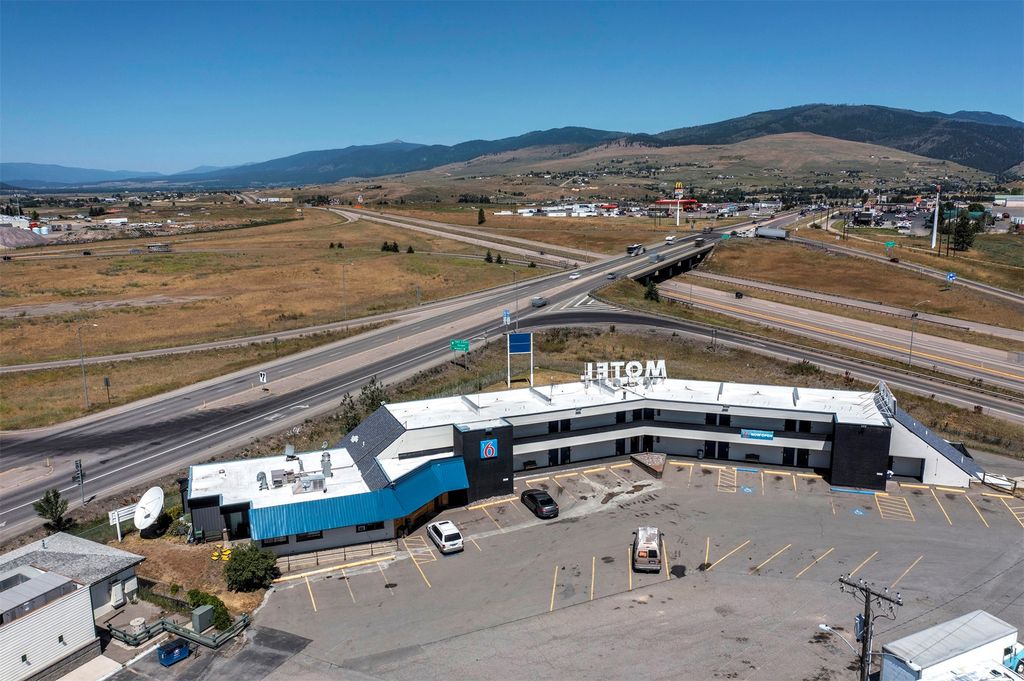8060 Hwy 10 W, Missoula, MT 59808 photo 11